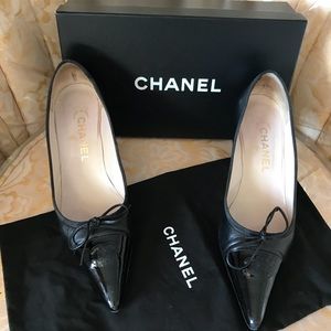 Chanel Sold on another app sorry